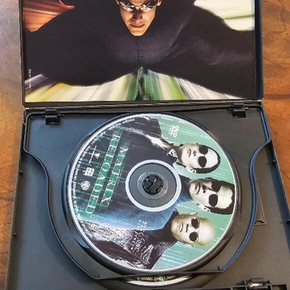 The Matrix Reloaded DVD ~ SHIPS FROM USA NOT A DROP-SHIP SELLER - Picture 2 of 3